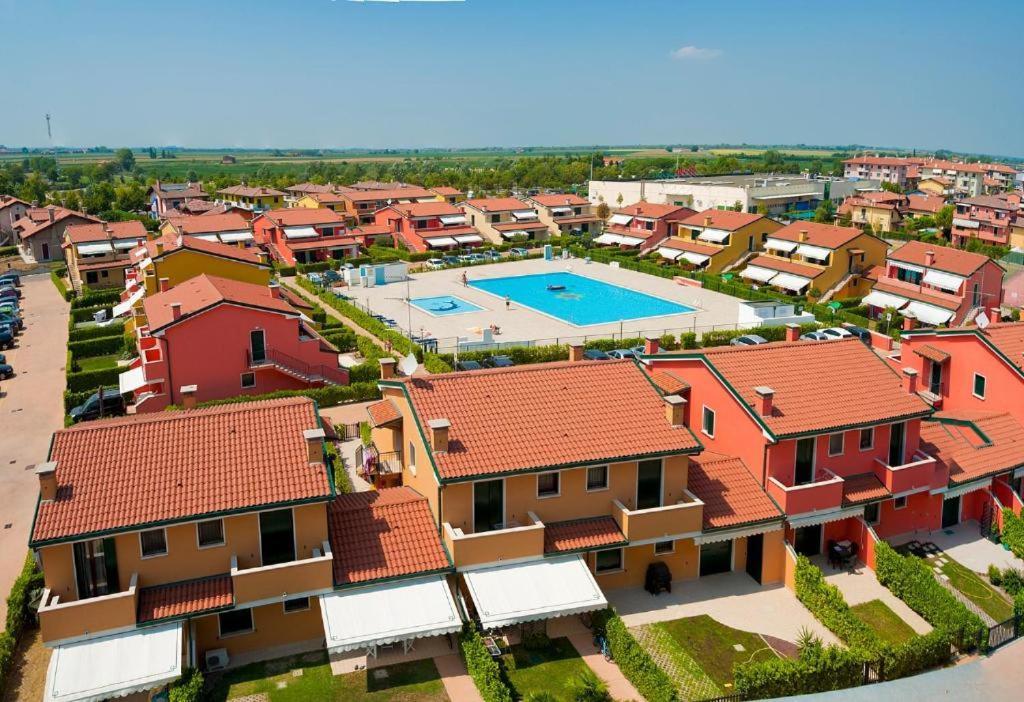 Villaggio Dei Fiori - Agenzia Cocal Каорле Экстерьер фото